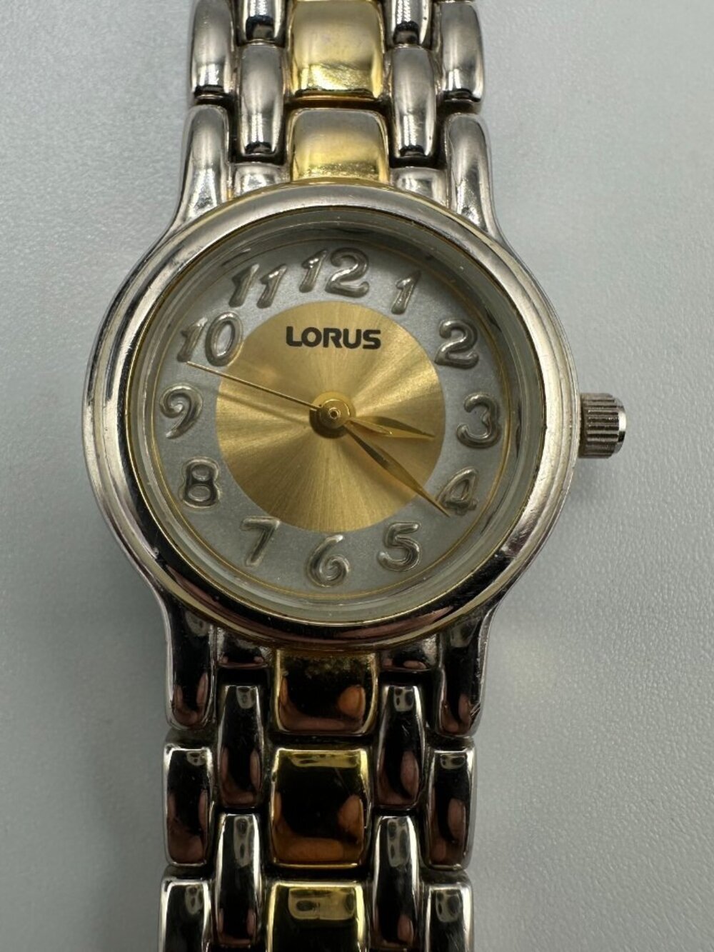 3/$30 Lorus Watch Women Silver Gold Two Tone Round 22MM Dial New Battery 7.5"